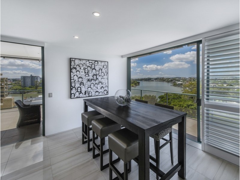 27/10 Park Avenue, Kangaroo Point QLD 4169