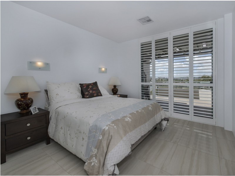 27/10 Park Avenue, Kangaroo Point QLD 4169