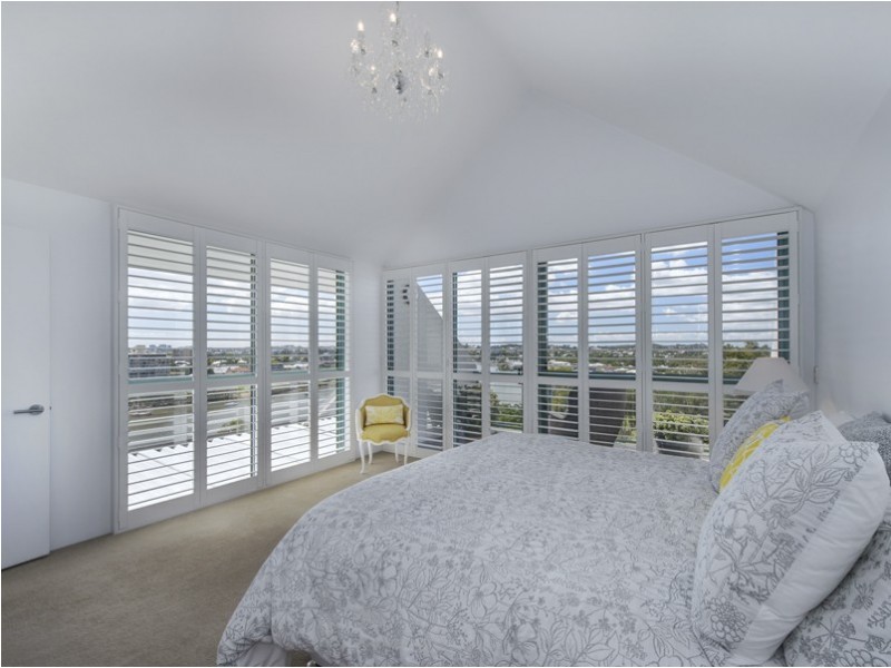 27/10 Park Avenue, Kangaroo Point QLD 4169