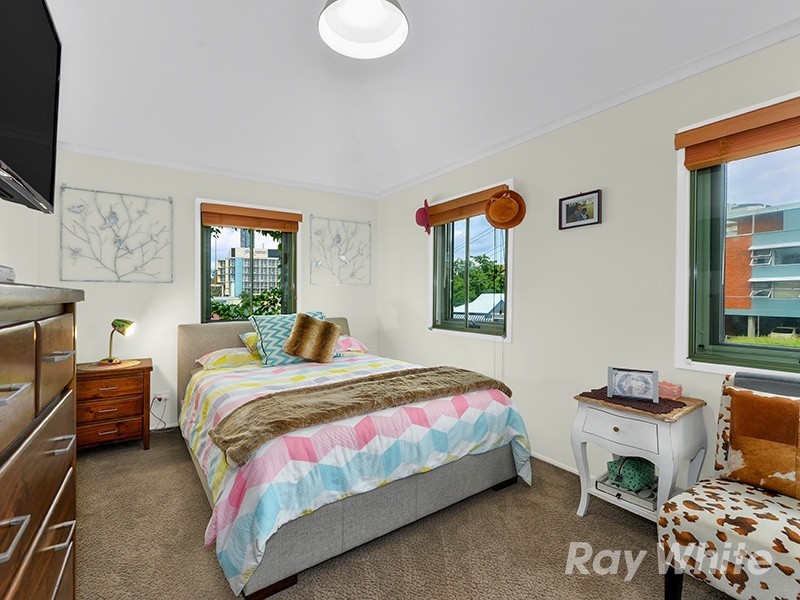 61 Torrington St, Spring Hill QLD 4000