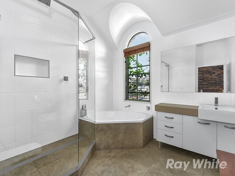 61 Torrington St, Spring Hill QLD 4000