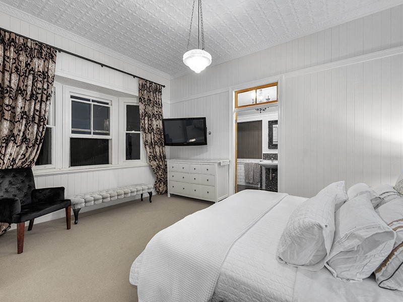 23 Princess Street, Taringa QLD 4068