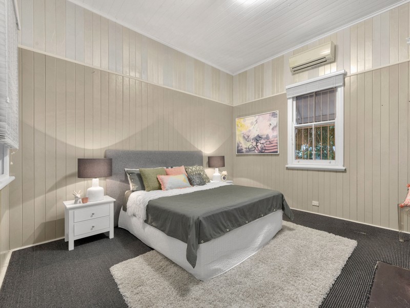 43 Oakwal Terrace, Windsor QLD 4030