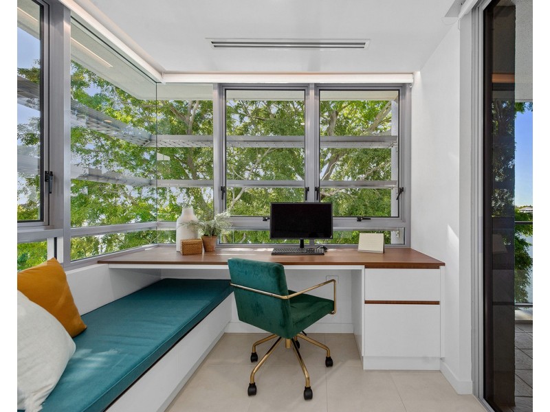 1532/22 Refinery Parade, New Farm QLD 4005