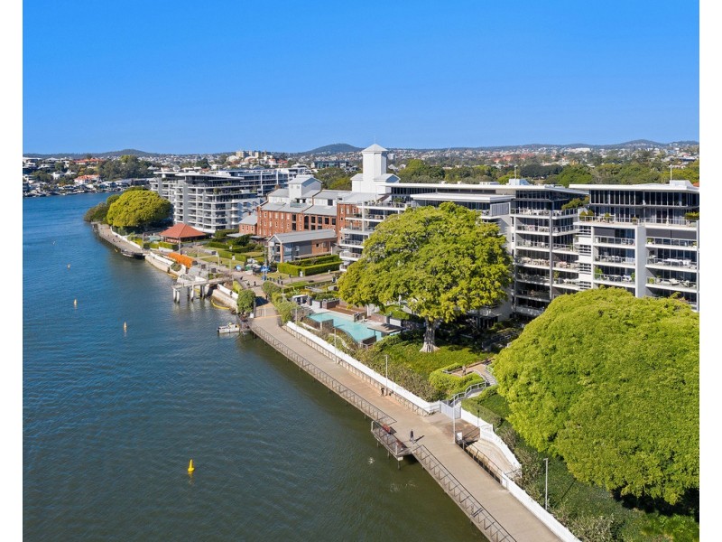 1532/22 Refinery Parade, New Farm QLD 4005