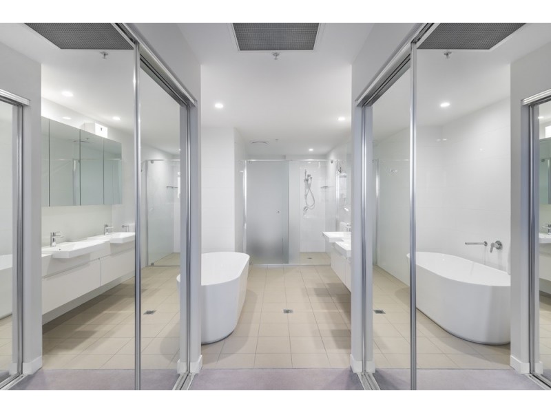 21306/37D Harbour Road, Hamilton QLD 4007