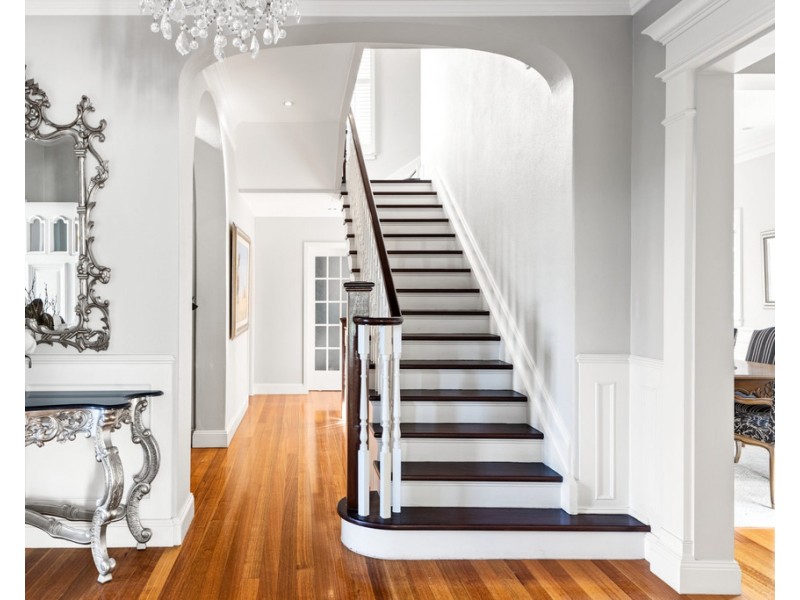 68 Markwell Street, Hamilton QLD 4007