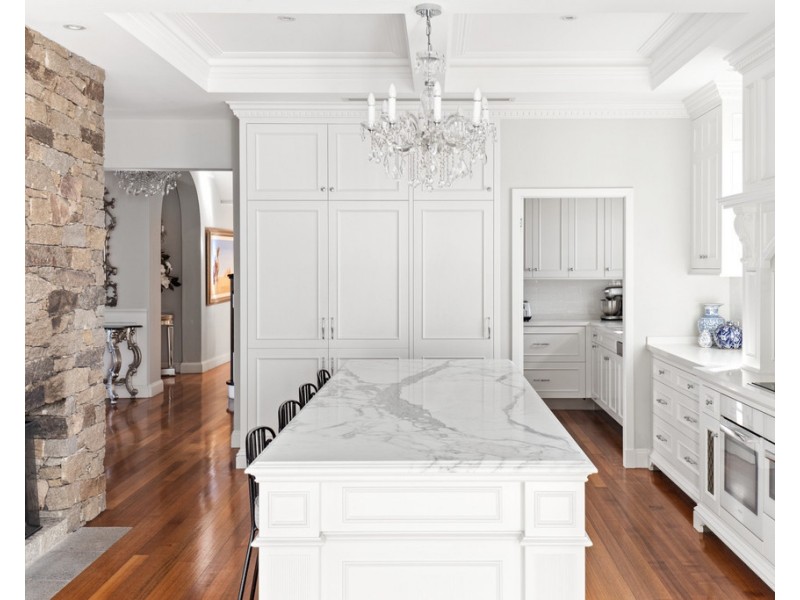 68 Markwell Street, Hamilton QLD 4007