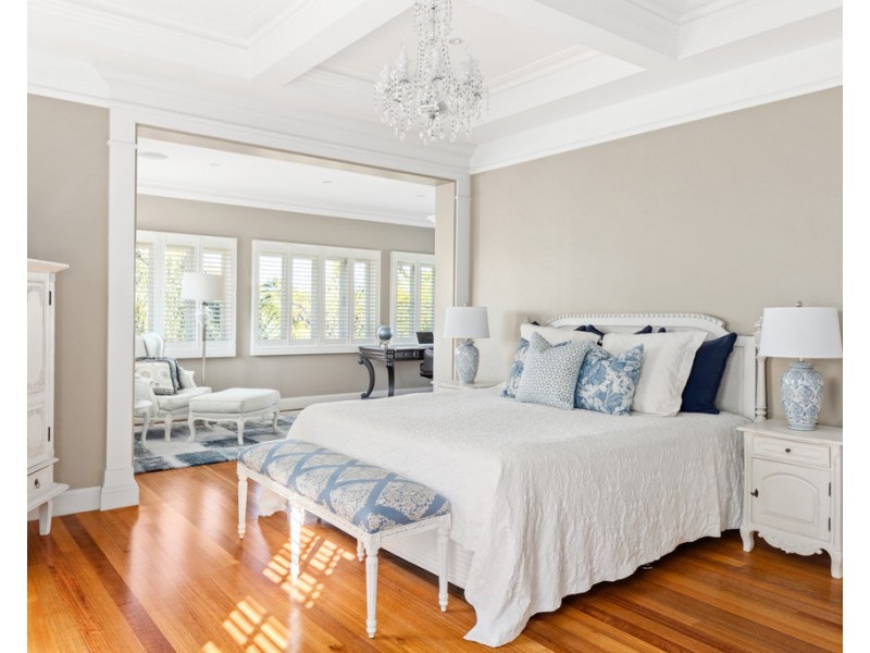 68 Markwell Street, Hamilton QLD 4007