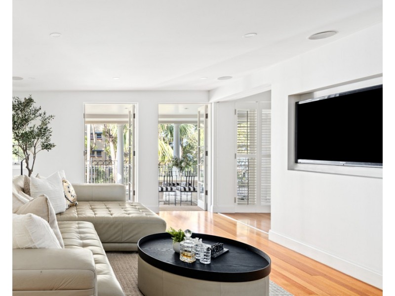 68 Markwell Street, Hamilton QLD 4007