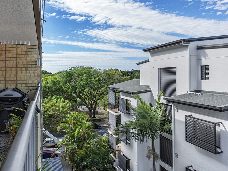 19/2 Oxlade Drive, New Farm QLD 4005