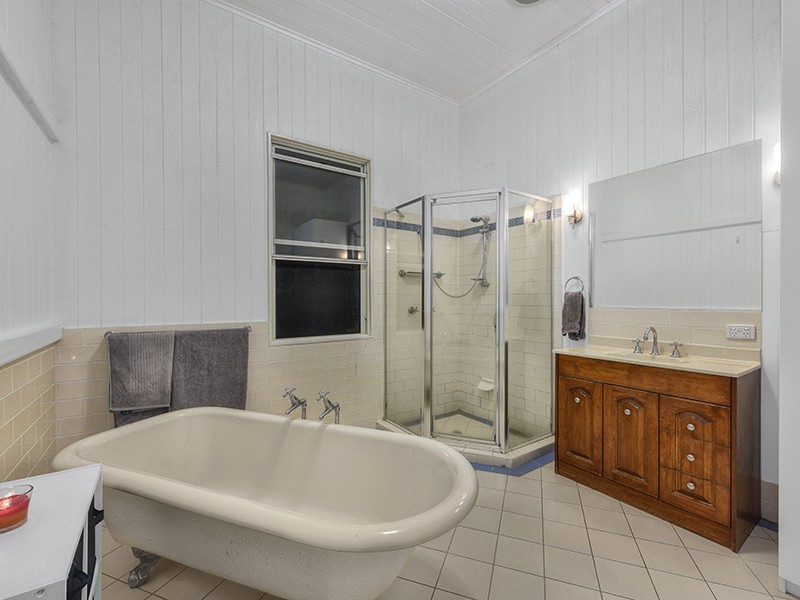 115 Highwood Road, The Gap QLD 4061