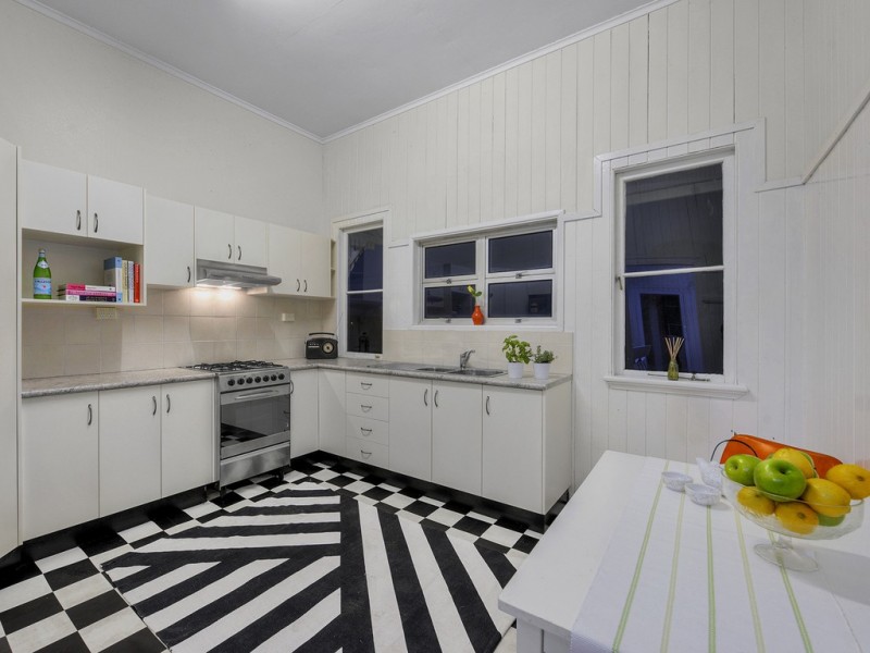 103 Jubilee Terrace, Bardon QLD 4065