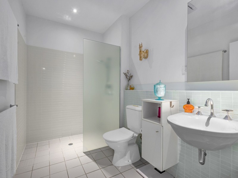 102/64 Macquarie Street, Teneriffe QLD 4005