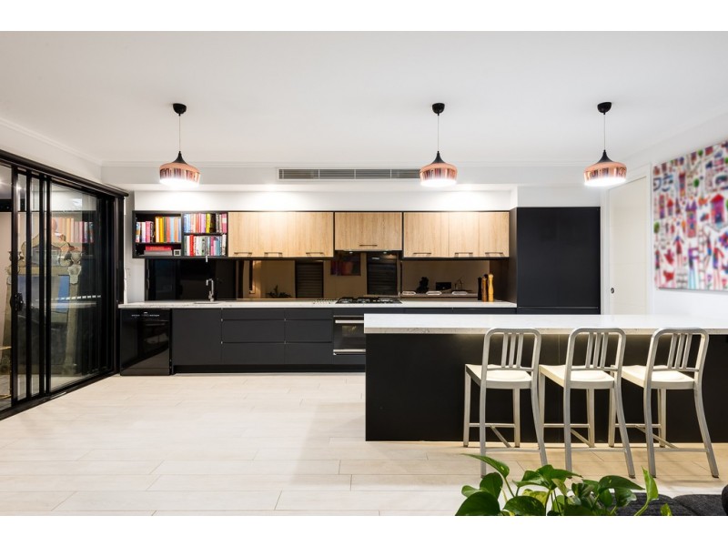 9 Derby Street, Hendra QLD 4011