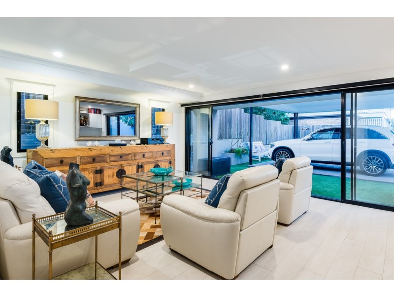 9 Derby Street, Hendra QLD 4011