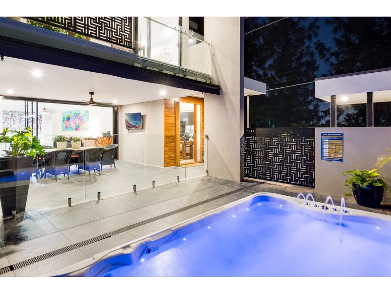 9 Derby Street, Hendra QLD 4011