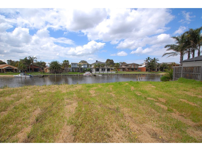 3 Staten Island, Patterson Lakes VIC 3197