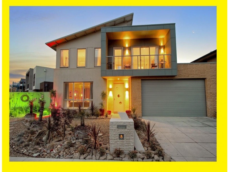 7 Chopard Avenue, Waterways VIC 3195