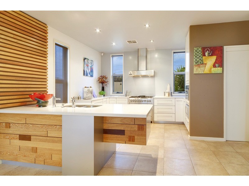 1/28 Nepean Highway, Aspendale VIC 3195