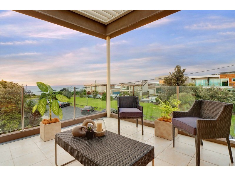 1/28 Nepean Highway, Aspendale VIC 3195