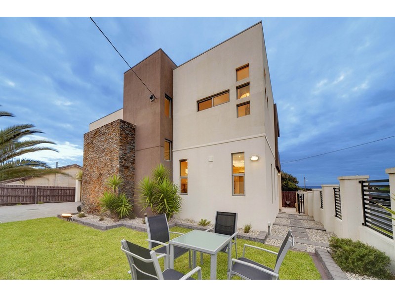 1/28 Nepean Highway, Aspendale VIC 3195