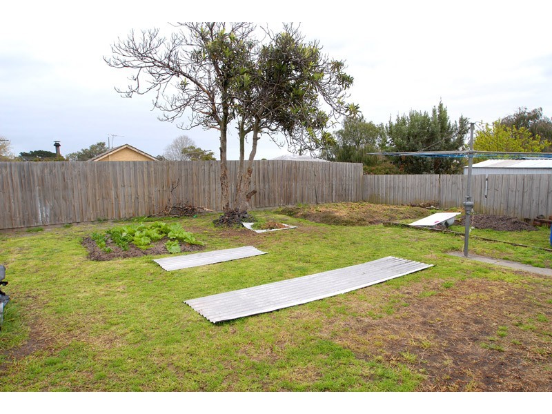 18 Jenkens Street, Frankston North VIC 3200