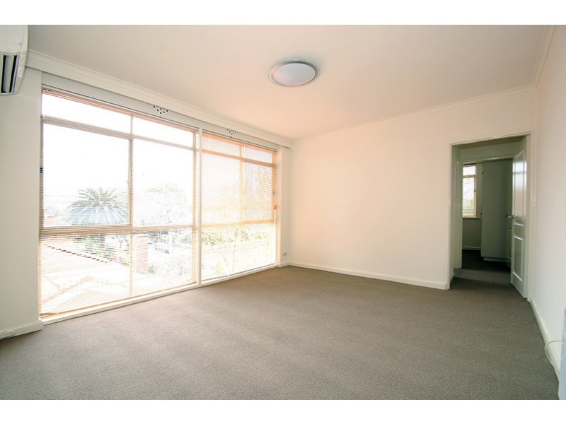 7/16 Westbury Grove, St Kilda East VIC 3183