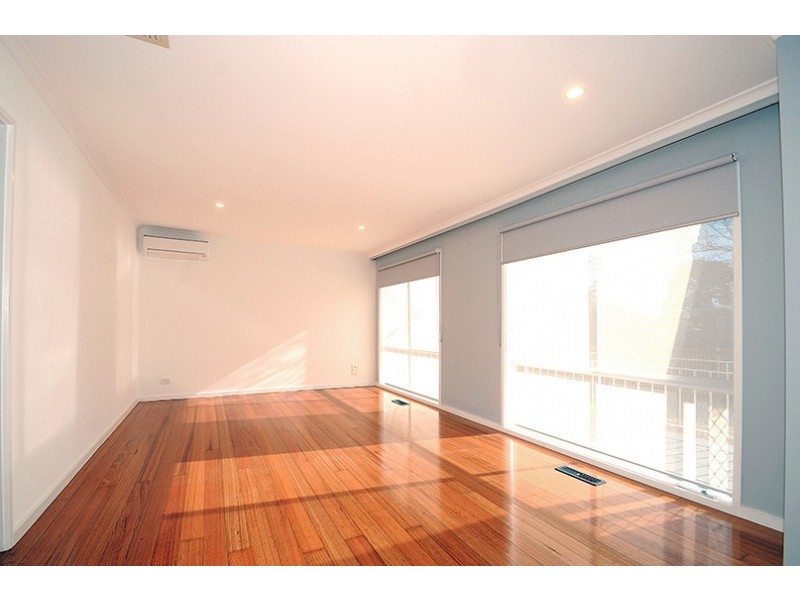 13 Towerhill Road, Frankston VIC 3199