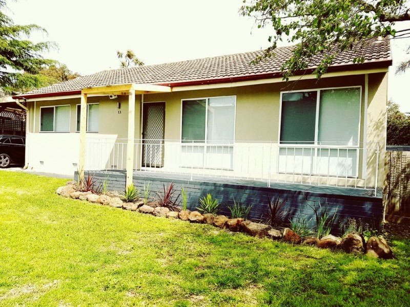 13 Towerhill Road, Frankston VIC 3199
