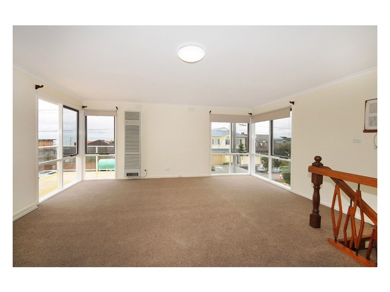 18 Rosella Road, Parkdale VIC 3195