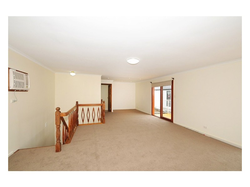 18 Rosella Road, Parkdale VIC 3195