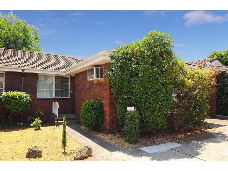 2/113 Warrigal Road, Mentone VIC 3194