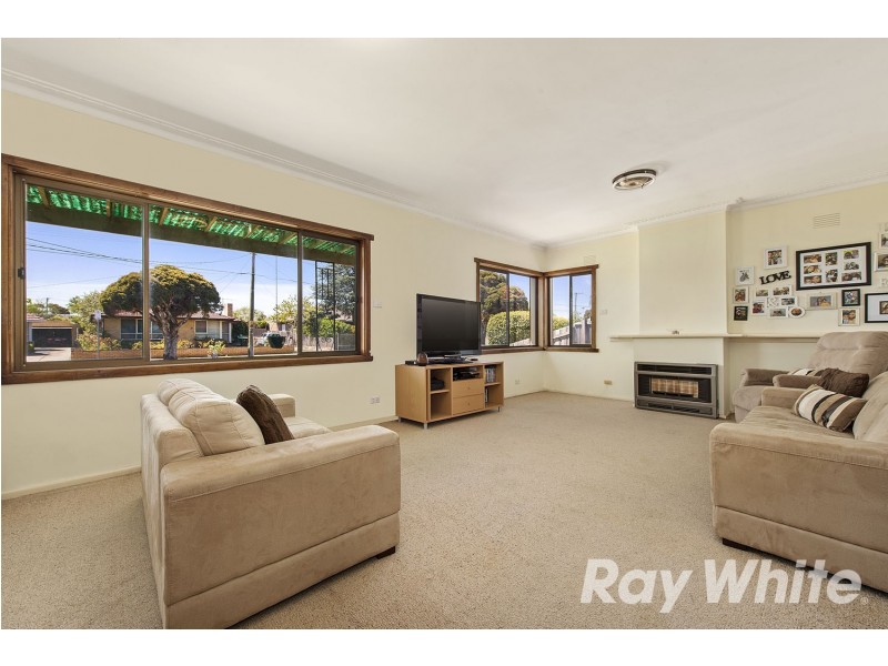 8 Brentwood Close, Clayton South VIC 3169