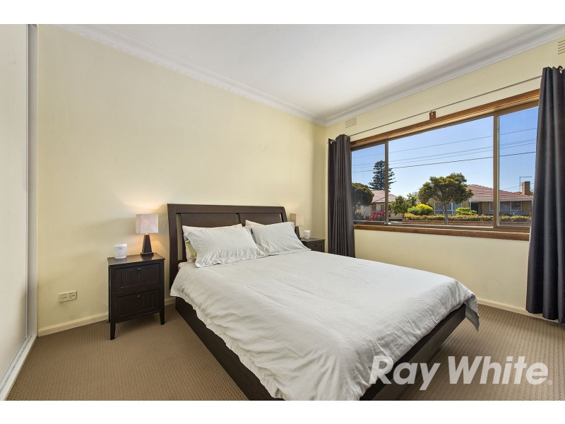 8 Brentwood Close, Clayton South VIC 3169