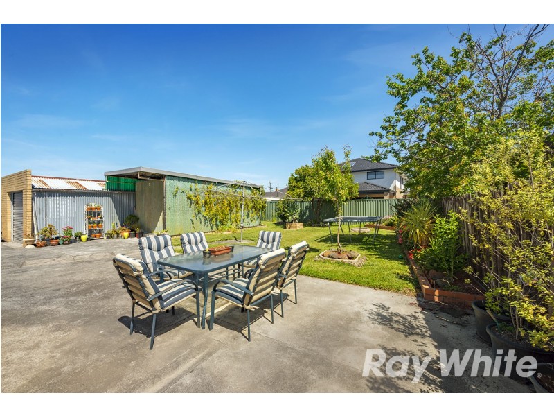 8 Brentwood Close, Clayton South VIC 3169