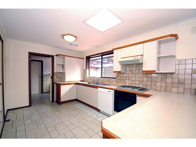 128 Warren Road, Mordialloc VIC 3195