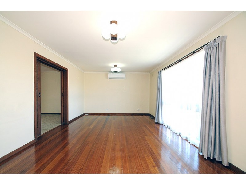 128 Warren Road, Mordialloc VIC 3195
