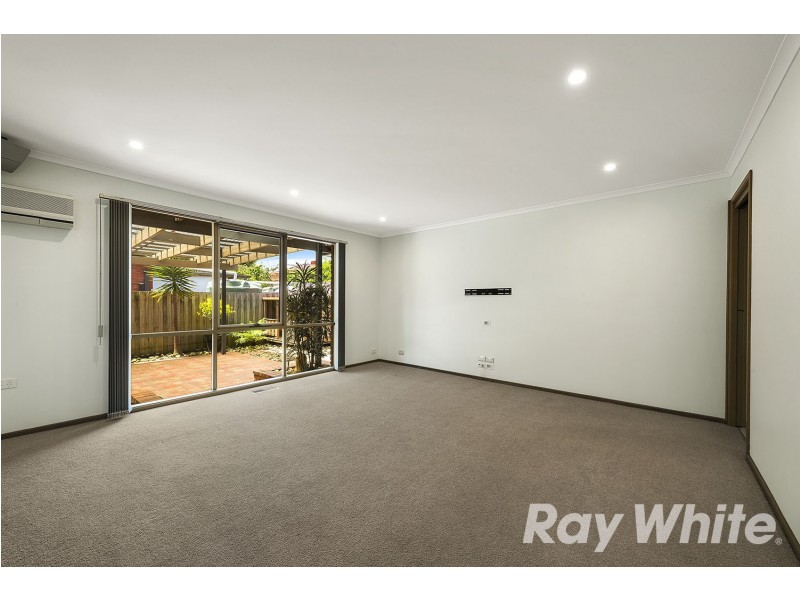 9 Keaton Way, Aspendale Gardens VIC 3195