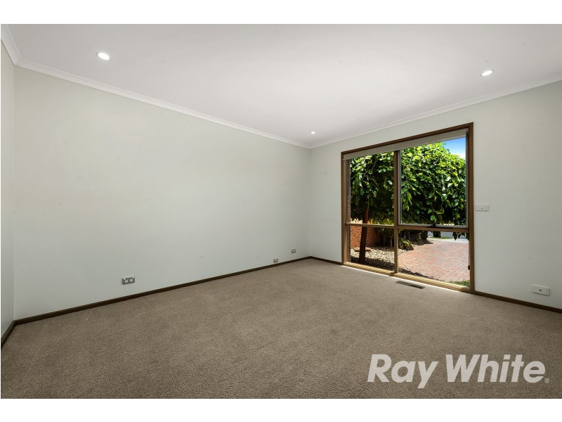 9 Keaton Way, Aspendale Gardens VIC 3195