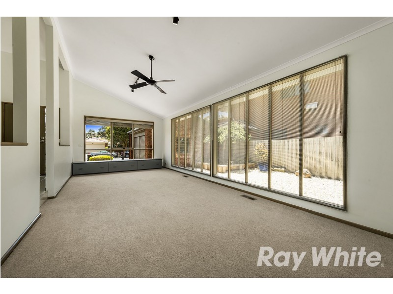9 Keaton Way, Aspendale Gardens VIC 3195