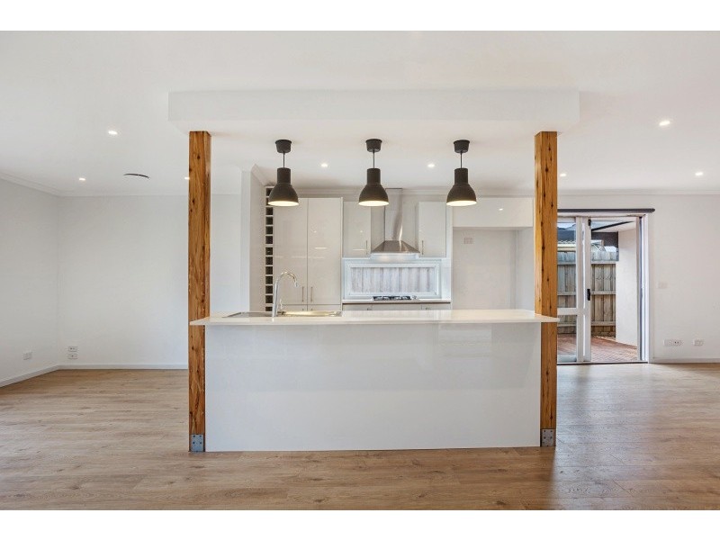 43 Coolibar Avenue, Seaford VIC 3198