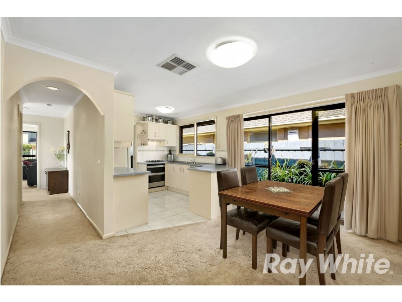 27 Tarongo Drive, Aspendale VIC 3195