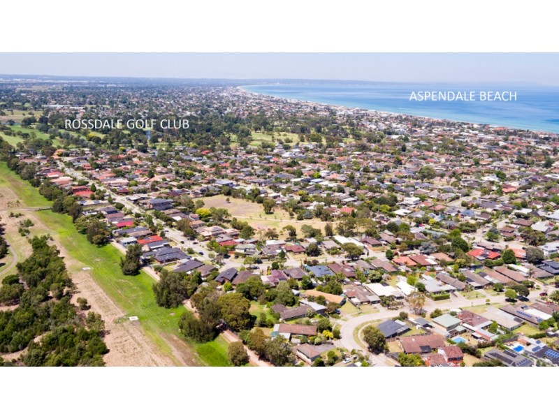 27 Tarongo Drive, Aspendale VIC 3195
