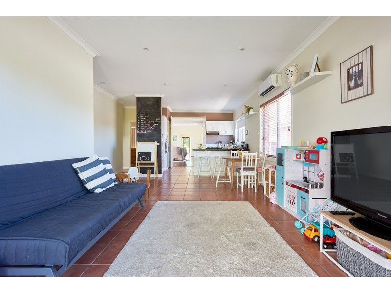 1/24 Parsons Street, Mordialloc VIC 3195