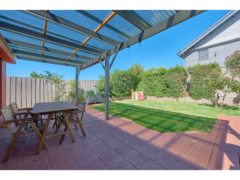1/24 Parsons Street, Mordialloc VIC 3195