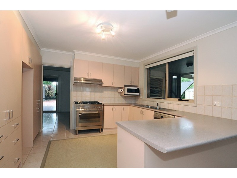 4 Yvette Court, Aspendale Gardens VIC 3195