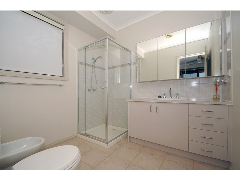 4 Yvette Court, Aspendale Gardens VIC 3195