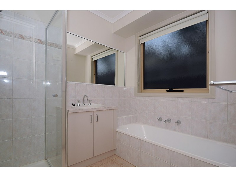 4 Yvette Court, Aspendale Gardens VIC 3195