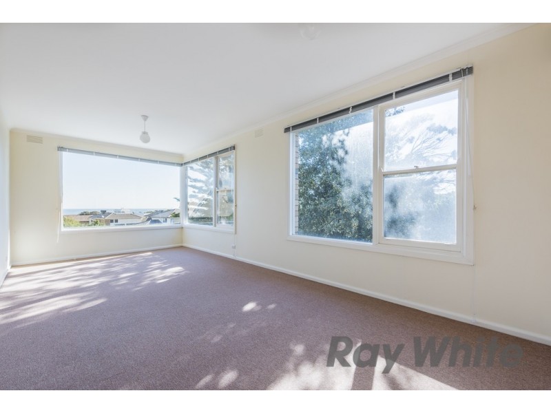 11 Epsom Road, Mordialloc VIC 3195